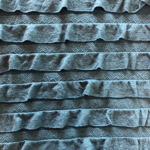 Max Studio Tiered Long Sleeve Midi Dress NWT - Picture 4 of 5